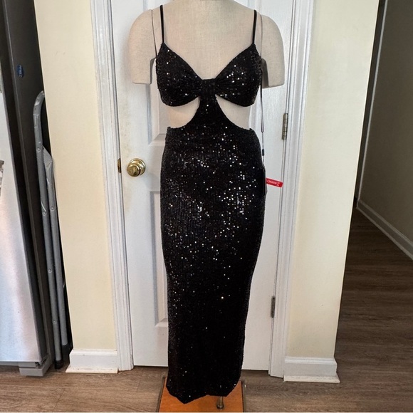 IEENA for Mac Duggal Black Sequin Cutout Gown Size 2 NWT - Picture 2 of 16